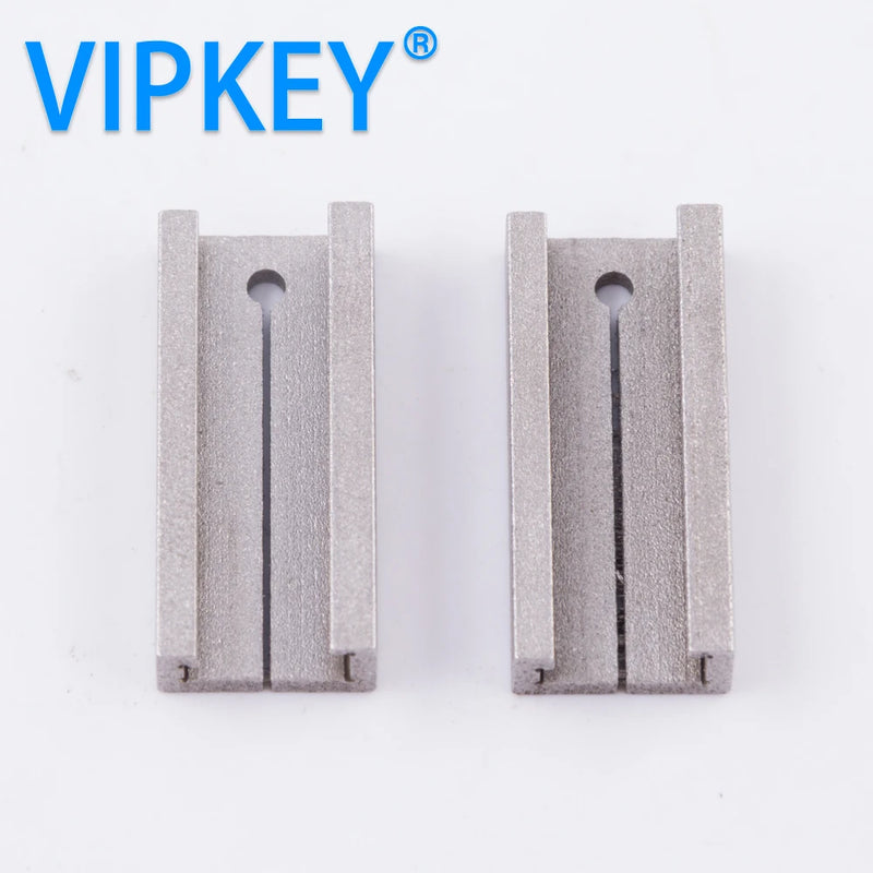 2pcs/lot Duplicating Fixture Clamp For  BWM  Key Blank Key Cutting Machine Accessories Key Cutter Machine Part