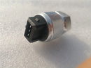 Car Speed Sensor Transmission MR122305 For Mitsubishi Montero Pajero / Shogun L200 / L400 V31W V32W V33W  V43W