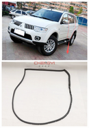 1PCS Door Rubber Seal Doorpost Rubber Strip Fit For Pajero Montero Sport KG5W KG6W KH6W 5725A329 5725A330 5755A337 5755A338
