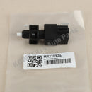 Stop Lamp Switch for Mitsubishi Pajero 3 4 V60 V70 V80 V90 Montero IO Pinin Outlander Lancer Galant Delica Space Wagon MR228924
