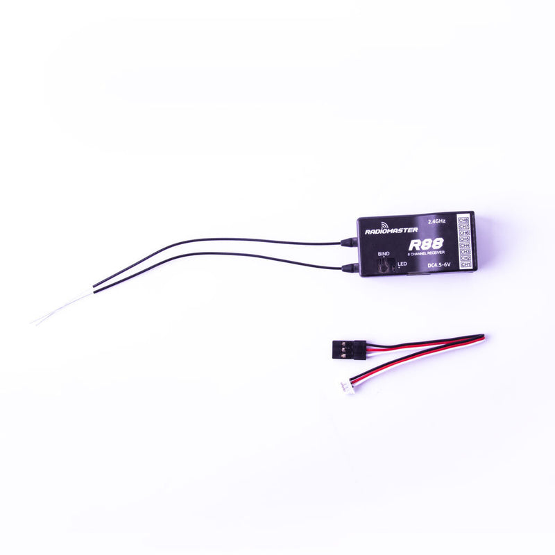 RadioMaster R88 2.4GHz 8CH Over 1KM PWM Nano Receiver Compatible FrSky D8 Support Return RSSI for RC Drone
